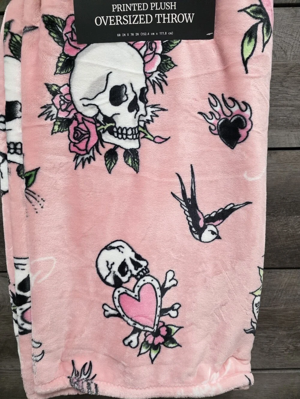Ed Hardy Skulls & Birds Tatoo Oversized Pink Throw Blanket New